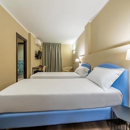 Motel Hotel Charlie Settala Esterno foto